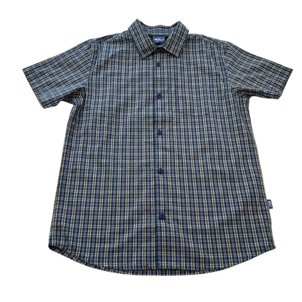 Quicksilver Shirt Casual Short Sleeve Plaid Button Up Saturn NWT Boy Size Medium